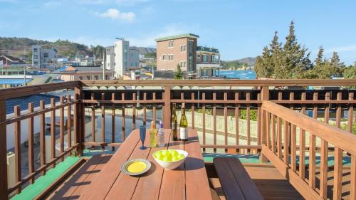 Samcheok House | Samcheok sky Pension