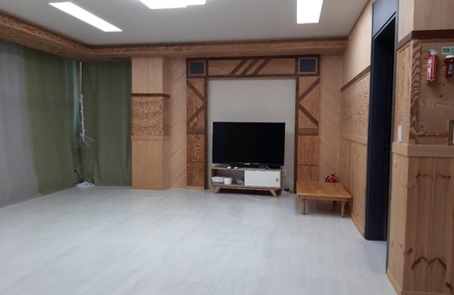 Muju House | Samhyang Samsaek Pension