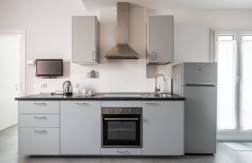 Historic Center Apartment | San Felice Apartment I by Wonderful Italy