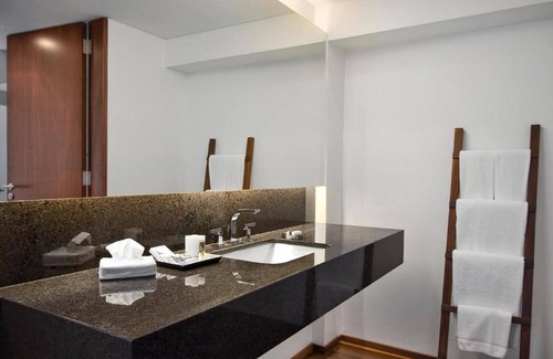 San Isidro Hotel | San Isidro Plaza Hotel