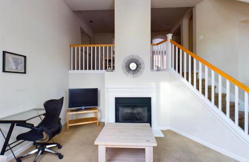 South San Jose Apartment | San Jose 3br w pool spa patio parking SFO-1537