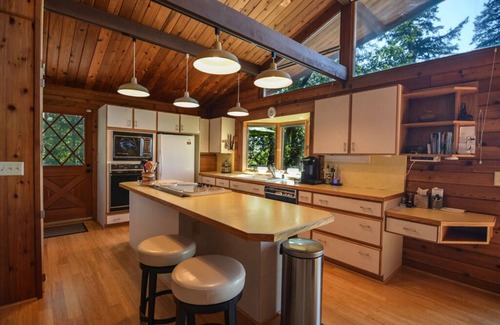 Friday Harbor House | San Juan Island, Orca Overlook #112