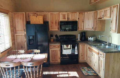 Backus Cabin | Sanborn Lake Cabin Rental (480 Sq Ft + Loft)