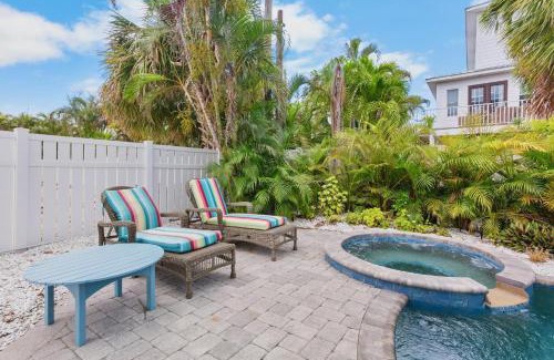 Holmes Beach House | Sand Dollar (AMIA)