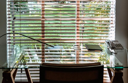 Harare Apartment | Sandalwood lodge's Luxurious Deluxe Suite - 2264