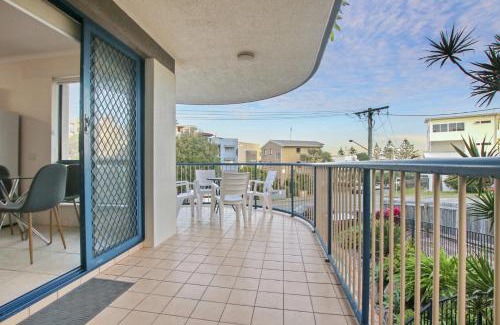 Shelly Beach Apartment | Sandalwood Unit 1 66 Lower Gay Tce
