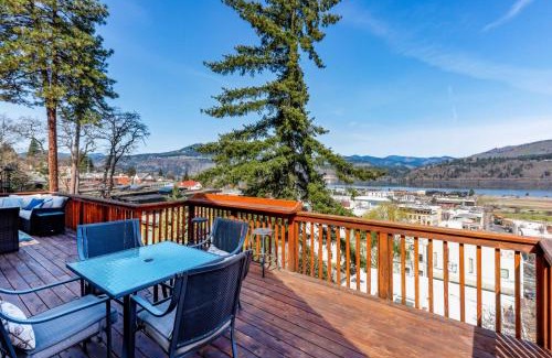 Hood River House | Sandbar Haven