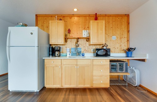 Waldport Apartment | Sanderling Sea Cottages, Unit 14