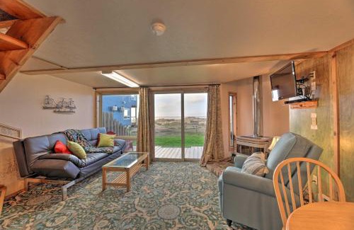 Waldport House | Sanderling Sea Cottages, Unit 2 Walk to Coast!