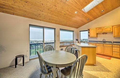 Waldport Apartment | Sanderling Sea Cottages, Unit A: Pet Friendly!