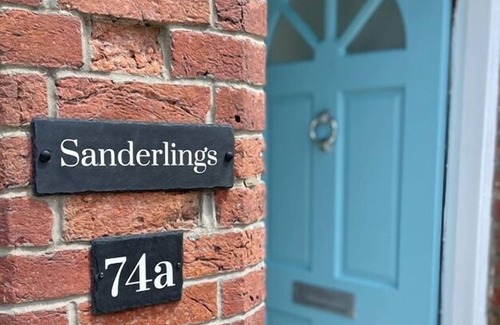 Weymouth Cottage | Sanderlings - holiday home close to beach