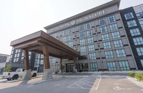 Winnipeg Hotel | Sandman Signature Winnipeg Airport Hotel & Suites
