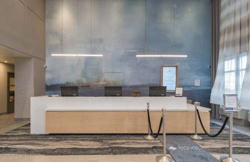 Winnipeg Hotel | Sandman Signature Winnipeg Airport Hotel & Suites