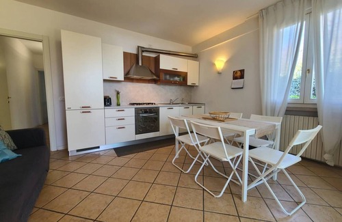 Lonato del Garda Apartment | Sandra apartment with pool