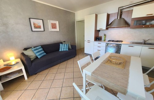 Lonato del Garda Apartment | Sandra apartment with pool