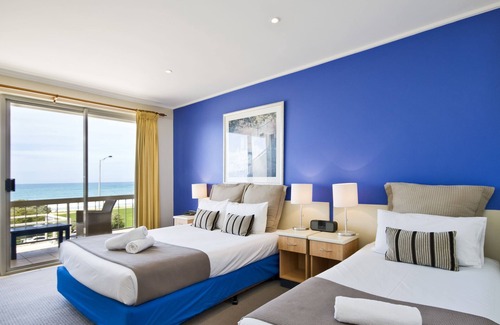 Lorne Hotel | Sandridge Motel