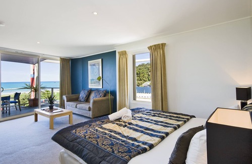 Lorne Hotel | Sandridge Motel