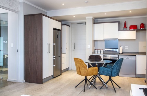 Greater Johannesburg Metropolitan Area Apartment | Sandton Smart Apartment Twelve