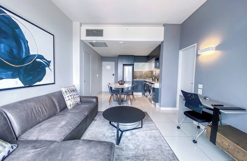 Sandown Apartment | SandtonCity-Apartment-Sleeps2-Pool-Parking