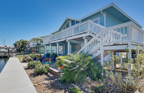 Rockport House | Sandy Oasis