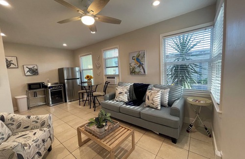 Boynton Beach House | SANDY TOES & SALTY KISSES