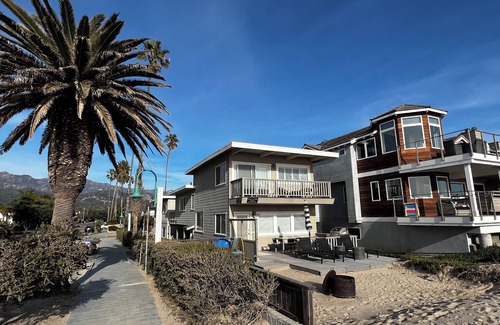Carpinteria Condo | Sandyland Escape - 2 Bedroom Condo in Carpinteria that is steps from the sand!