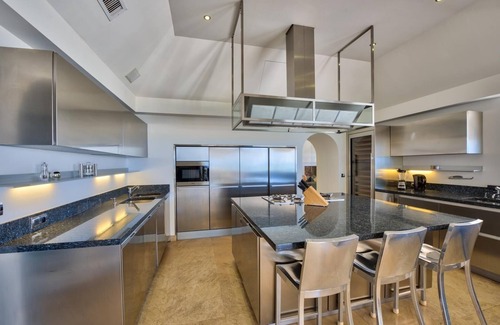 Plum Bay Villa | Sandyline (4/7 Rooms)