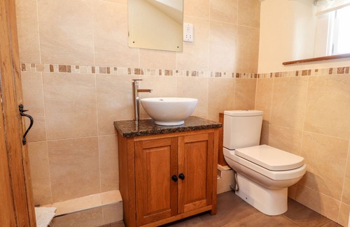 Burnsall Cottage | SANDYWOOD, pet friendly, character holiday cottage in Burnsall
