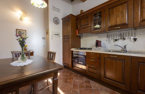 Siena Apartment | Sant'Eugenia apartment with parking