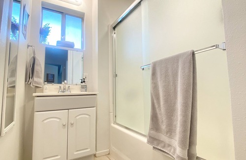 Santa Ynez House | Santa Ynez 2bd Haven: Stroll to Town
