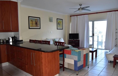 Margate Apartment | Santana Holiday Resort with Sea view, Margate