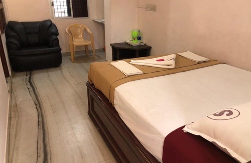 Kanyakumari Cabin | Santhi Residency
