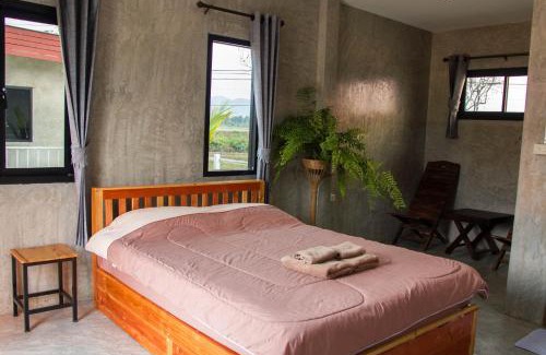 Cho Lae House | Santitham Home Farm Stay