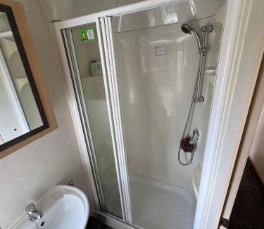 Clacton-on-Sea Resort | Santos Caravan Beautiful Holiday Home