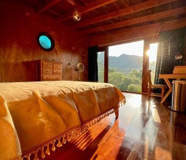 San Andres de la Cal House | Santuario Ave Fénix-Cabañas