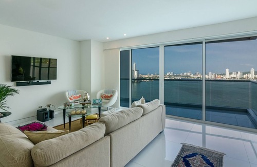 Castillogrande Apartment | Sapphire Apartment