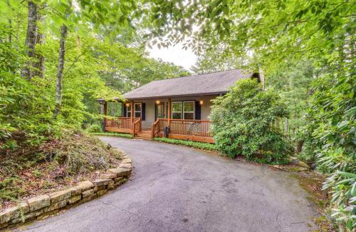 Deer Run House | Sapphire Valley Resort Cabin with Fireplaces and Grill