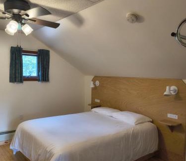 Saranac Lake Hotel | Sara Placid Inn & Suites