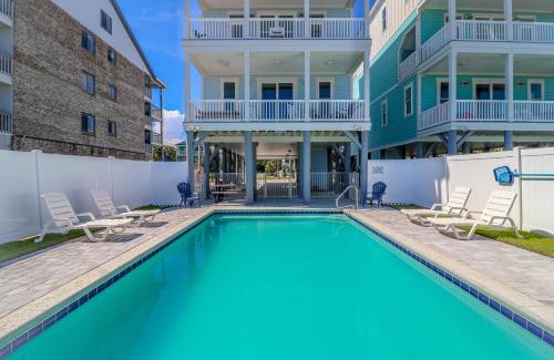 Surfside Beach House | Saradise