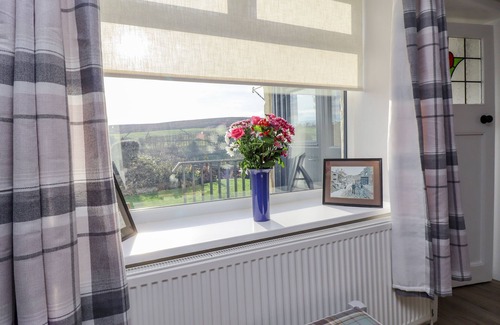 Stanbury House | SARAH'S COTTAGE, family friendly in Stanbury, Yorkshire