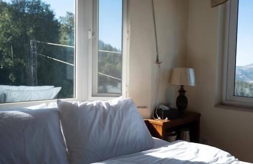 Bhurban Cabin | Sarah's Lodge