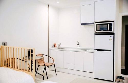 Downtown House | Sarang Tulle Pension