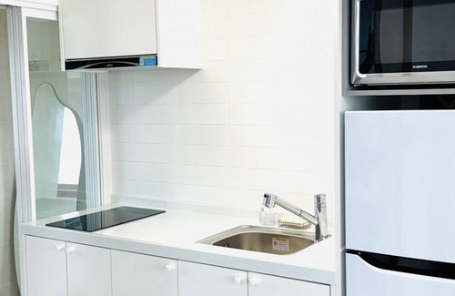 Downtown House | Sarang Tulle Pension