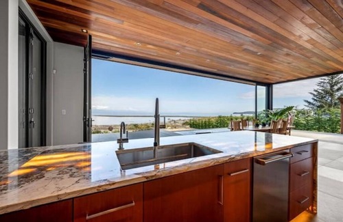 Saratoga Beach House | Saratoga Beach House