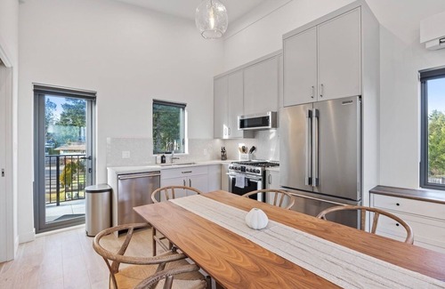 Black Creek Condo | Saratoga Bliss at THE BEACH HOUSE