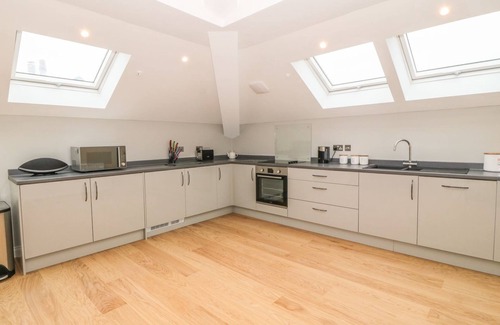 Malltraeth Cottage | SARDIS CHAPEL 1, pet friendly, luxury holiday cottage in Malltraeth