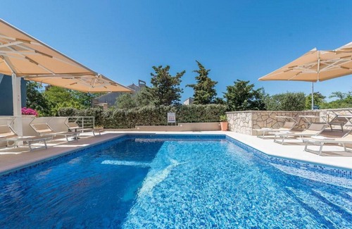 Novalja Apartment | Sargas Suite 6 with city view