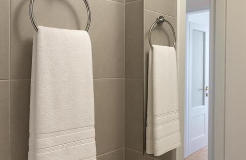 Karpenisi Apartment | Saronida BEACH STUDIO