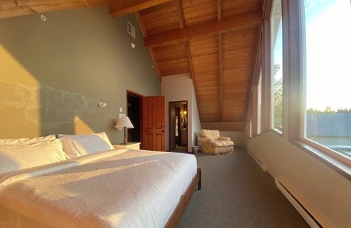 Friday Harbor Bed & Breakfast | Saturn's Return — Regenerative Farm & Inn – 42 acre campus, fields, and forest