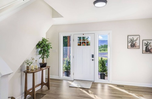 Toms Brook Other | Sauna, theatre, game room, gym, EV charger hot tub, firepit ,baby accommodations